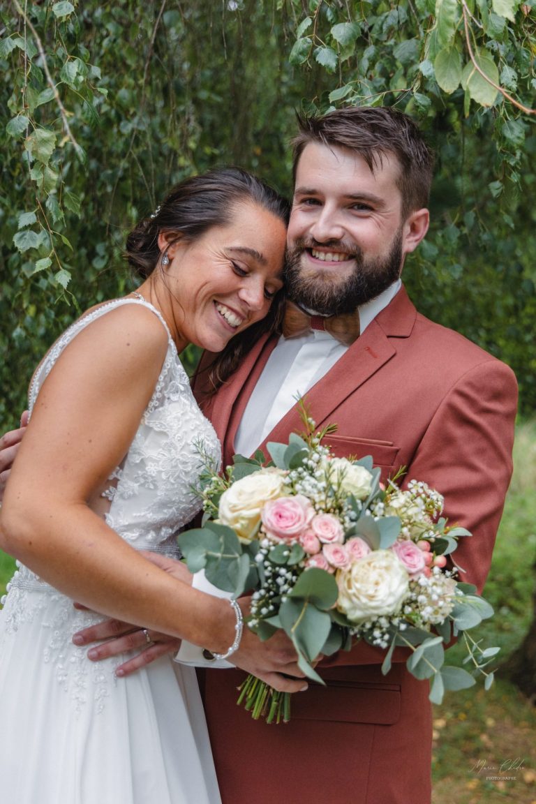 photo de portrait d'un couple marié